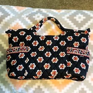 Vera Bradley Gabby Satchel Handbag
Zipper Fall 2009 Pirouette Black EUC